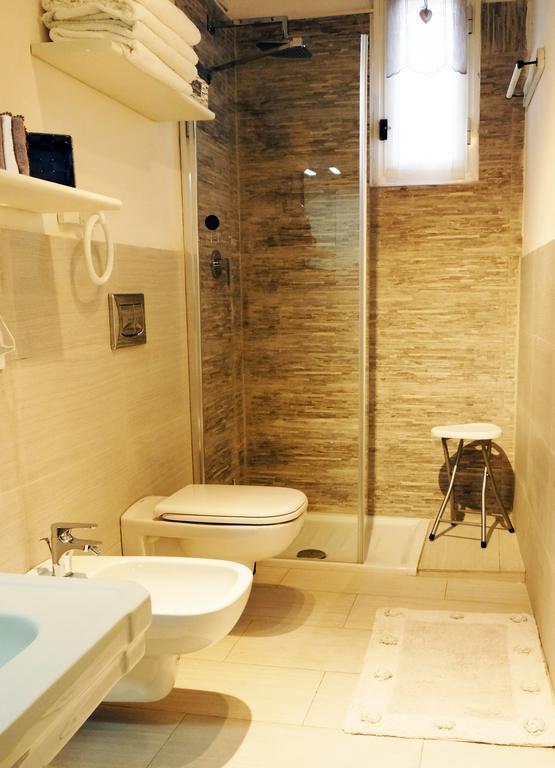 T T House Villa La Spezia Kültér fotó